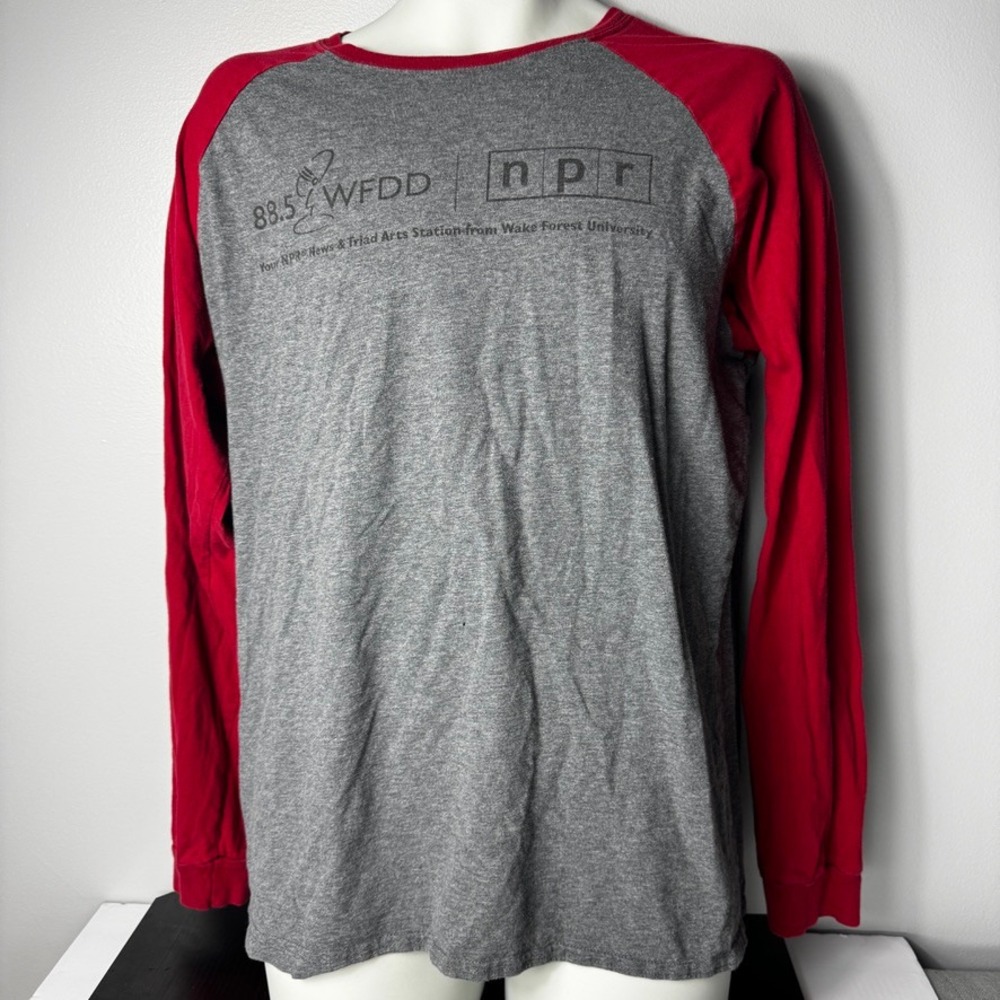 WFDD 88.5 NPR Wake Forest University Gray Red Raglan Long Sleeve T Shirt XL